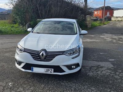 Blanco Usado 2016 Renault Mégane IV Zen Berlina | 9500 € (Precio justo)