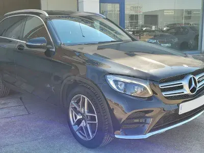 Usado Mercedes GLC220 170 CV (125 kW) 2019 Negro SUV