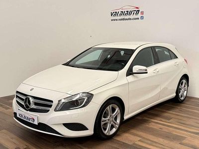 Usado Mercedes A180 Avantgarde 116 CV (85 kW) 2013 Blanco Utilitario