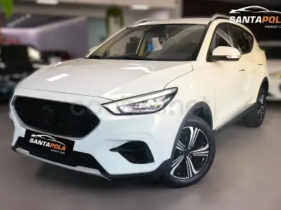 Usado MG ZS Comfort 106 CV (77 kW) 2023 Blanco SUV