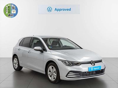 Usado VW Golf VIII Life 110 CV (80 kW) 2024 Plateado Utilitario