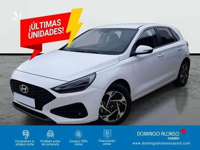 Usado Hyundai i30 101 CV (74 kW) 2024 Blanco Berlina