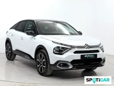 Begagnad Citroën e-C4 114 kW (156 HK) 2024 Vit
