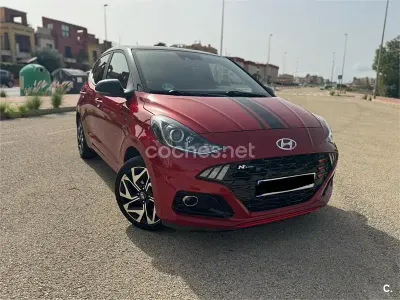 Usado Hyundai i10 N Line 100 CV (73 kW) 2022 Granate Utilitario