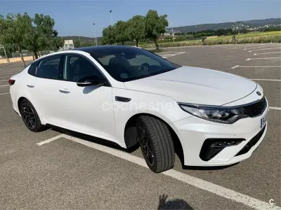 Usado Kia Optima GT-Line 180 CV (132 kW) 2019 Blanco Berlina