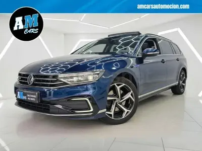 Usado VW Passat GTE 218 CV (160 kW) 2022 Azul Familiar