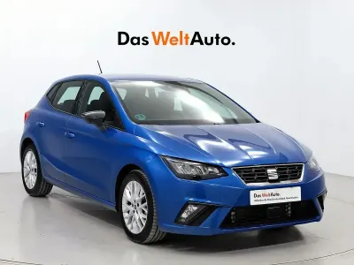 Usado Seat Ibiza FR 115 CV (84 kW) 2024 Azul Utilitario