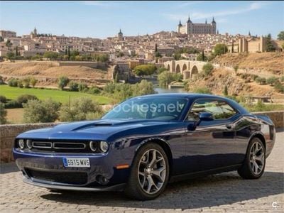 Azul Usado 2024 Dodge Challenger SXT Coupe | 26.200 € (Caro)