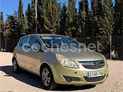 Beige Usado 2007 Opel Corsa Enjoy Berlina | 2950 € (Buen precio)