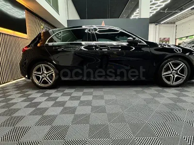Usado Mercedes A180 116 CV (85 kW) 2019 Negro Berlina