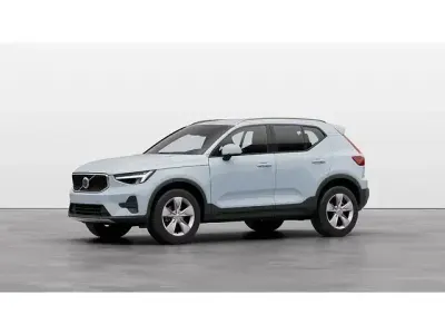 Usado Volvo XC40 Core 163 CV (119 kW) 2023 Rojo SUV