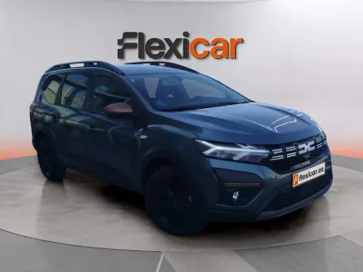 Usado Dacia Jogger Extreme 101 CV (74 kW) 2024 Verde Monovolumen