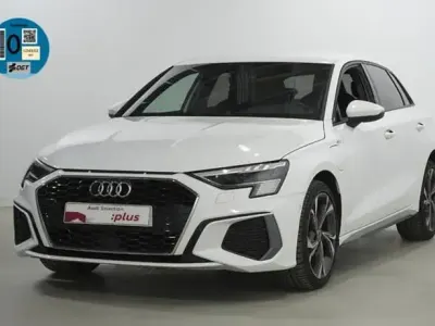 Usado Audi A3 e-tron S-Line 204 CV (150 kW) 2024 Utilitario