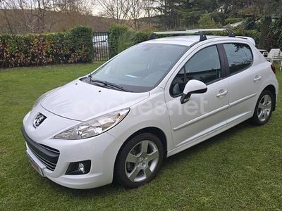 Usado Peugeot 207 Sportium 112 CV (82 kW) 2010 Blanco Berlina