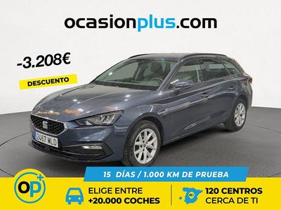 Usado Seat Leon Style 130 CV (95 kW) 2023 Gris Familiar
