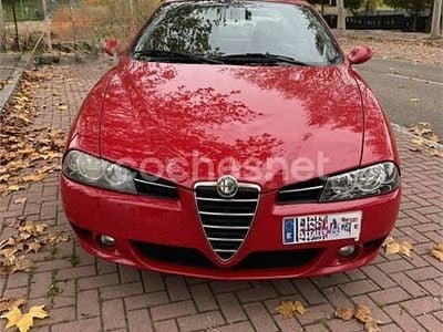 Usado Alfa Romeo 156 Distinctive 140 CV (102 kW) 2004 Rojo Berlina
