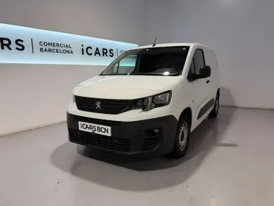 Usado Peugeot Partner S 102 CV (75 kW) 2021 Blanco Monovolumen