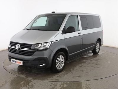Usado VW Multivan Trendline 150 CV (110 kW) 2021 Gris Van