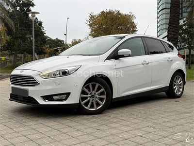 Usado Ford Focus Titanium 120 CV (88 kW) 2016 Blanco Berlina
