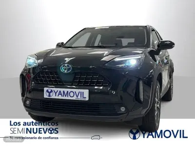 Usado Toyota Yaris Cross Style 116 CV (85 kW) 2022 Negro SUV