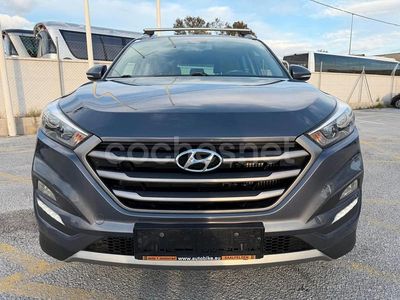 Usado Hyundai Tucson Style 176 CV (129 kW) 2015 Gris / plata SUV