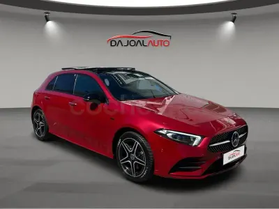 Usado Mercedes A250 218 CV (160 kW) 2020 Granate Berlina