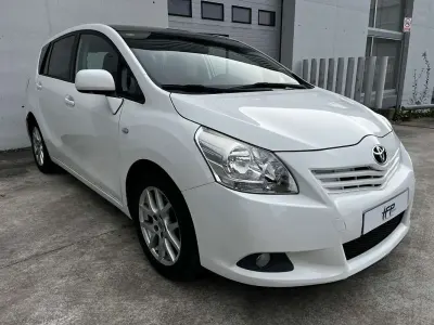 Usado Toyota Verso Multidrive S 147 CV (108 kW) 2011 Blanco Monovolumen