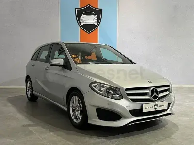 Usado Mercedes B180