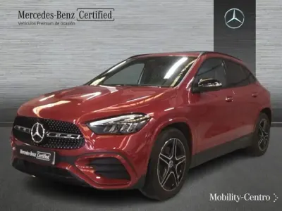 Usado Mercedes GLA200 AMG line 150 CV (110 kW) 2025 Patagonia red  metallic paint SUV