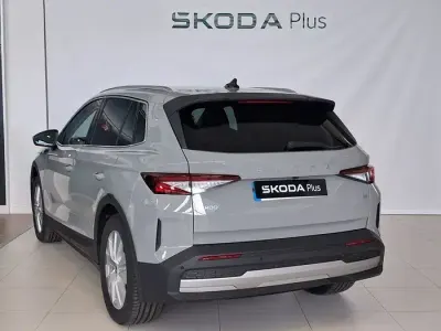 Usado Skoda Elroq 210 kW (286 CV) 2026 Gris SUV