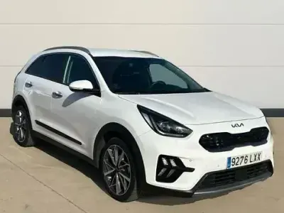 Usado Kia Niro 141 CV (103 kW) 2022 Blanco SUV