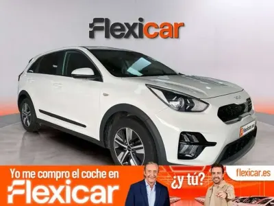 Usado Kia Niro 141 CV (103 kW) 2022 Blanco SUV