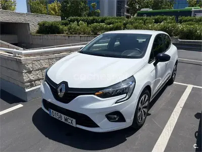 Käytetty Renault Clio V Equilibre 100 HP (73 kW) 2022 Valkoinen Sedan
