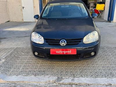 Usado VW Golf IV Highline 140 CV (102 kW) 2006 Gris