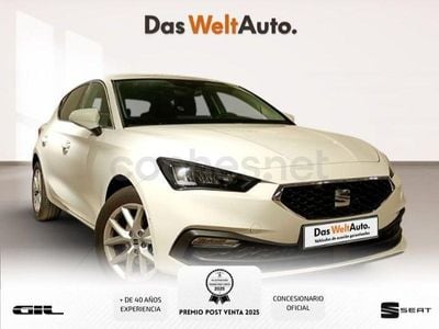 Usado Seat Leon Style 150 CV (110 kW) 2025 Blanco Berlina