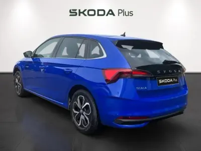 Usado Skoda Scala Selection 115 CV (84 kW) 2025 Azul Utilitario