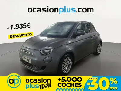 Usado Fiat 500e 86 kW (118 CV) 2023 Gris Utilitario