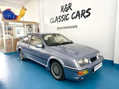 Usado Ford Sierra S 204 CV (150 kW) 1987 Azul Berlina