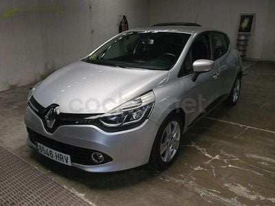 Usado Renault Clio IV Dynamique 90 CV (66 kW) 2013 Gris / plata Berlina