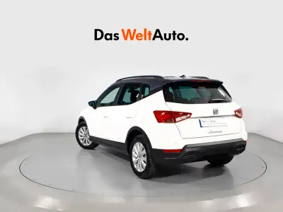 Usado Seat Arona Style 115 CV (84 kW) 2025 Blanco SUV