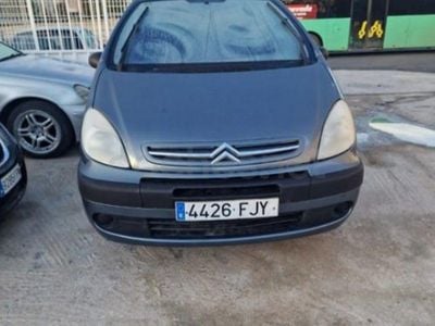 Usado Citroën Xsara Picasso Exclusive 110 CV (80 kW) 2007 Gris / plata Monovolumen