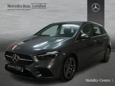 Usado Mercedes B200 AMG line 150 CV (110 kW) 2024 Gris montaña Utilitario