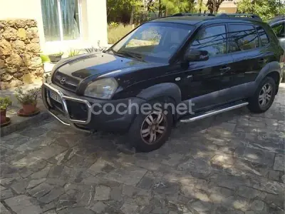 Usado Hyundai Tucson Comfort 140 CV (102 kW) 2008 Negro SUV