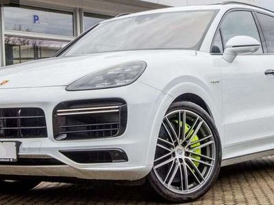 usado Porsche Cayenne Turbo S E-Hybrid Aut.