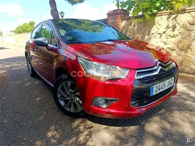 Occasion Citroën DS4 Style 114 PK (83 kW) 2014 Rood Hatchback