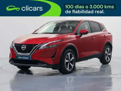 Usado Nissan Qashqai N-Connecta 140 CV (102 kW) 2021 Rojo SUV
