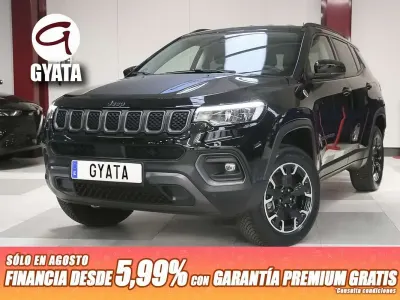 Usado Jeep Compass Trailhawk 241 CV (177 kW) 2022 Negro SUV