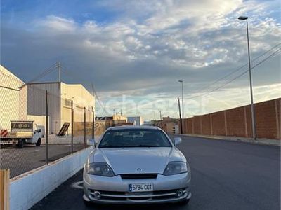 Usado Hyundai Coupé 167 CV (122 kW) 2002 Gris / plata Coupe