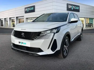 Usado Peugeot 5008 Allure 130 CV (95 kW) 2021 Blanco SUV