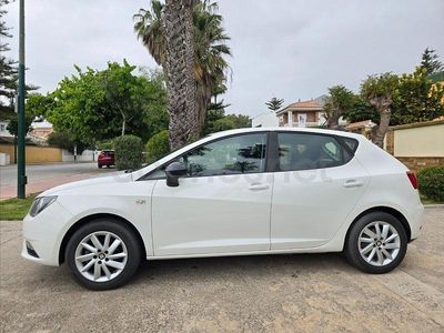 Begagnad Seat Ibiza Reference 75 HK (55 kW) 2016 Vit Sedan